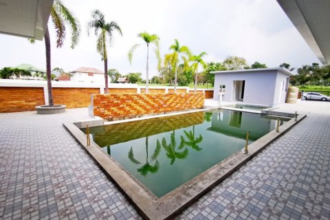 Haus in Pattaya, Thailand 5 Schlafzimmer № 9837 - Foto 5
