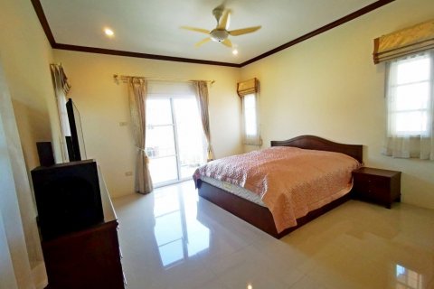 Haus in Bang Lamung, Thailand 5 Schlafzimmer № 8976 - Foto 27