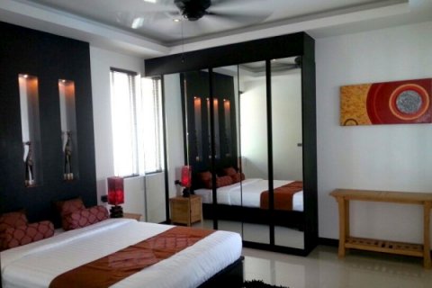 Haus in Pattaya, Thailand 4 Schlafzimmer № 8608 - Foto 10