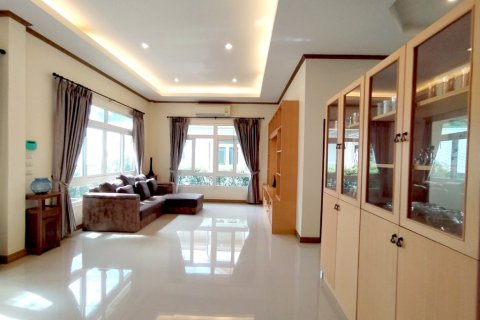 Haus in Pattaya, Thailand 3 Schlafzimmer № 8891 - Foto 4