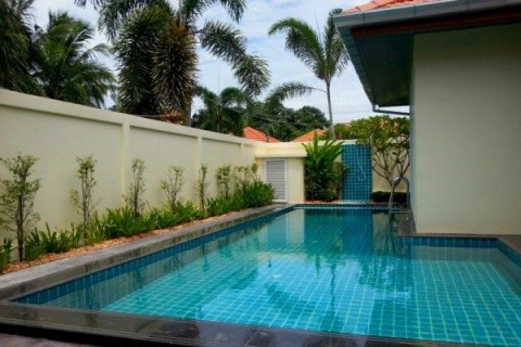 Haus in Pattaya, Thailand 4 Schlafzimmer № 8608 - Foto 3