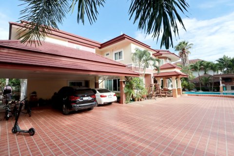 Haus in Pattaya, Thailand 5 Schlafzimmer № 9081 - Foto 8