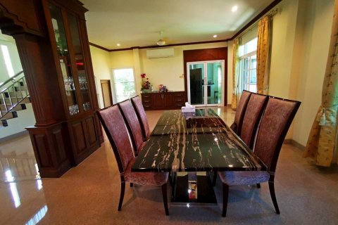 Haus in Bang Lamung, Thailand 5 Schlafzimmer № 8976 - Foto 14