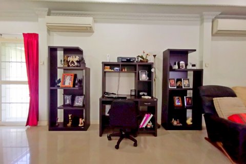 Haus in Pattaya, Thailand 4 Schlafzimmer № 8629 - Foto 19
