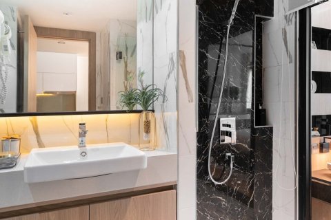 Off-Plan VIP Karon condominium in Phuket, Thailand № 18499 - Foto 10