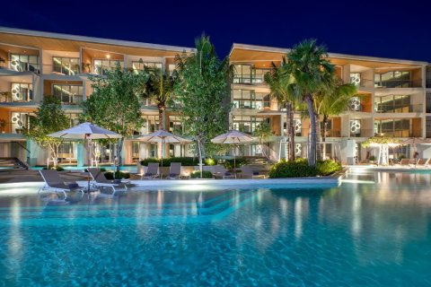 Off-Plan WYNDHAM GRAND NAI HARN in Phuket, Thailand № 18773 - Foto 14
