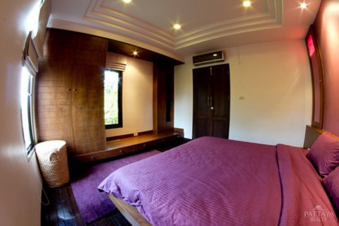 Haus in Pattaya, Thailand 5 Schlafzimmer № 19985 - Foto 20