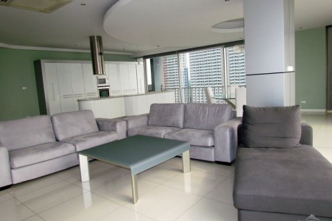 Eigentumswohnung auf Jomtien Beach, Pattaya, Thailand, 3 Schlafzimmer № 23681 - Foto 30