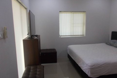 Haus in Pattaya, Thailand 4 Schlafzimmer № 22172 - Foto 8