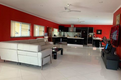 Haus in Pattaya, Thailand 3 Schlafzimmer № 22199 - Foto 4