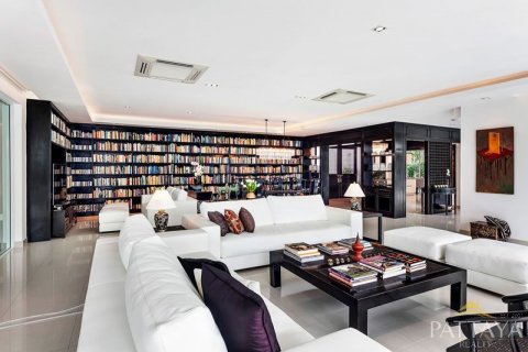 Haus in Pattaya, Thailand 8 Schlafzimmer № 21529 - Foto 17