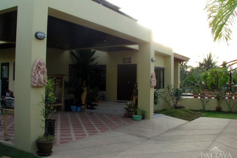 Haus in Pattaya, Thailand 4 Schlafzimmer № 24381 - Foto 15