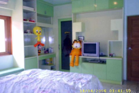 Haus in Pattaya, Thailand 4 Schlafzimmer № 22734 - Foto 10