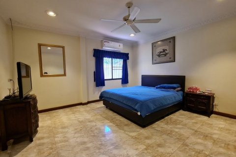Haus in Pattaya, Thailand 4 Schlafzimmer № 22375 - Foto 7