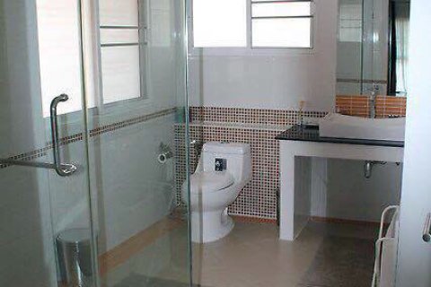 Haus in Pattaya, Thailand 4 Schlafzimmer № 20796 - Foto 13