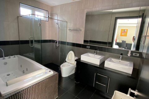 Haus auf Jomtien Beach, Pattaya, Thailand 5 Schlafzimmer № 22495 - Foto 9