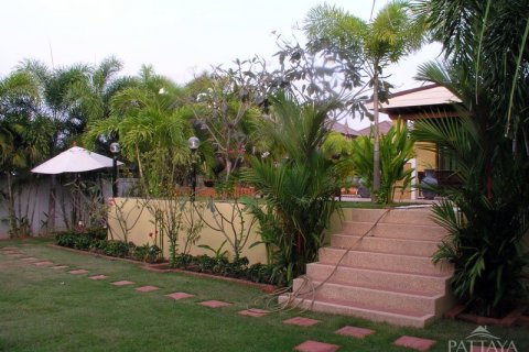 Haus in Pattaya, Thailand 4 Schlafzimmer № 24381 - Foto 17