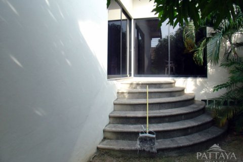 Haus in Pattaya, Thailand 5 Schlafzimmer № 23245 - Foto 24