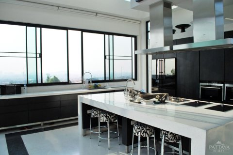 Haus in Pattaya, Thailand 4 Schlafzimmer № 23327 - Foto 3