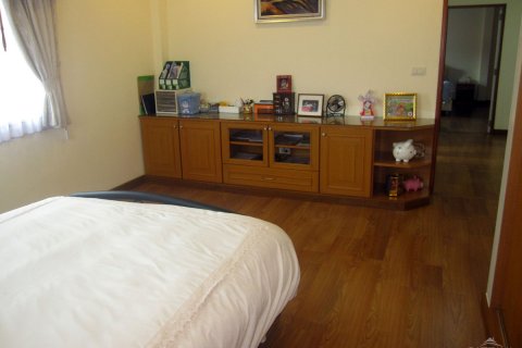 Haus in Pattaya, Thailand 5 Schlafzimmer № 22941 - Foto 8