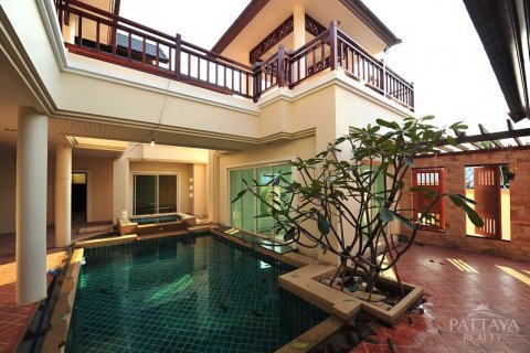 Haus in Pattaya, Thailand 4 Schlafzimmer № 23099 - Foto 4