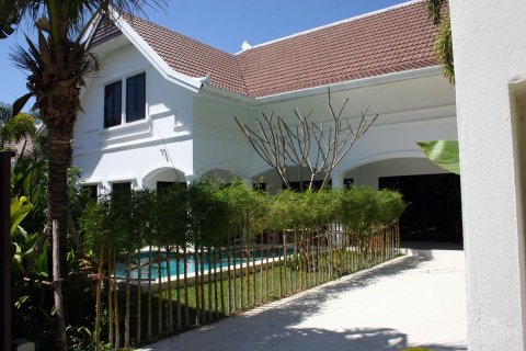 Haus in Pattaya, Thailand 3 Schlafzimmer № 22839 - Foto 8
