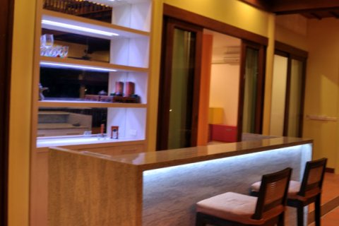 Haus in Pattaya, Thailand 4 Schlafzimmer № 23448 - Foto 3