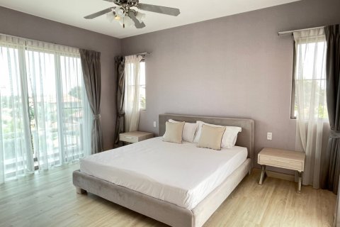 Haus in Pattaya, Thailand 4 Schlafzimmer № 22408 - Foto 6