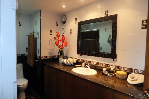 Eigentumswohnung in Pattaya, Thailand, 2 Schlafzimmer № 23694 - Foto 2