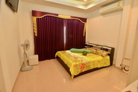 Haus in Pattaya, Thailand 3 Schlafzimmer № 22100