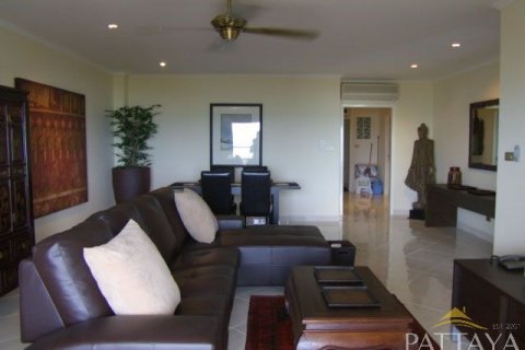 Eigentumswohnung in Pattaya, Thailand, 2 Schlafzimmer № 21694 - Foto 14