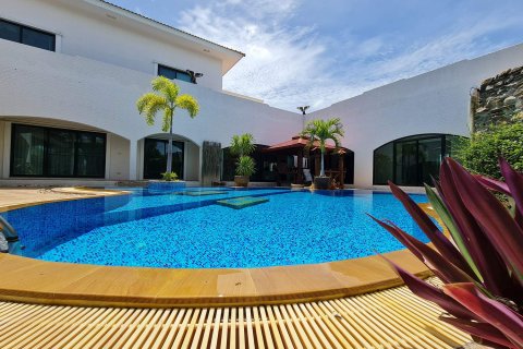 Haus in Pattaya, Thailand 6 Schlafzimmer № 22401 - Foto 27