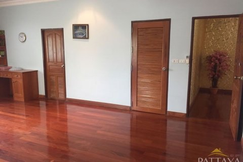 Haus in Pattaya, Thailand 4 Schlafzimmer № 21631 - Foto 5