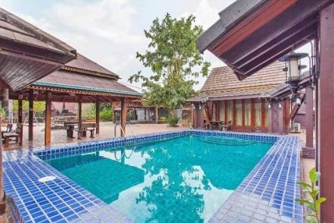Haus in Pattaya, Thailand 30 Schlafzimmer № 22113 - Foto 4