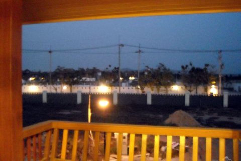 Haus in Pattaya, Thailand 4 Schlafzimmer № 23581 - Foto 10