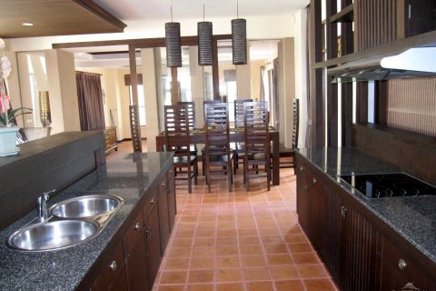 Haus in Pattaya, Thailand 3 Schlafzimmer № 22753 - Foto 4