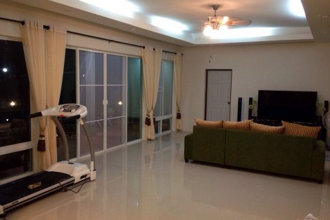 Haus in Pattaya, Thailand 3 Schlafzimmer № 19740