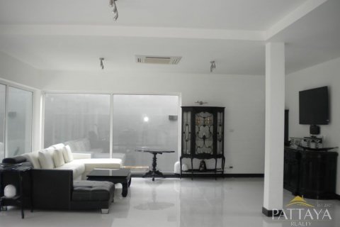 Haus auf Jomtien Beach, Pattaya, Thailand 3 Schlafzimmer № 21284 - Foto 11