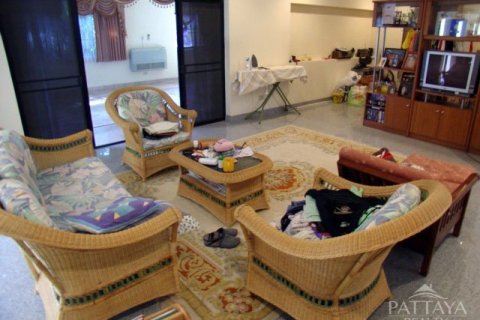Haus in Pattaya, Thailand 5 Schlafzimmer № 23245 - Foto 8