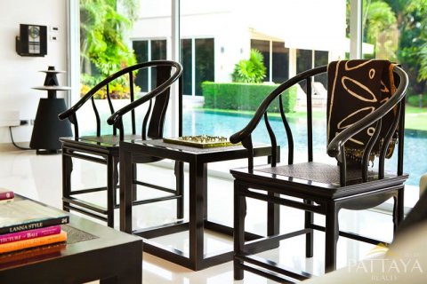 Haus in Pattaya, Thailand 8 Schlafzimmer № 21529 - Foto 21