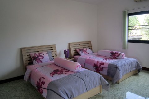 Haus in Pattaya, Thailand 5 Schlafzimmer № 20286 - Foto 25