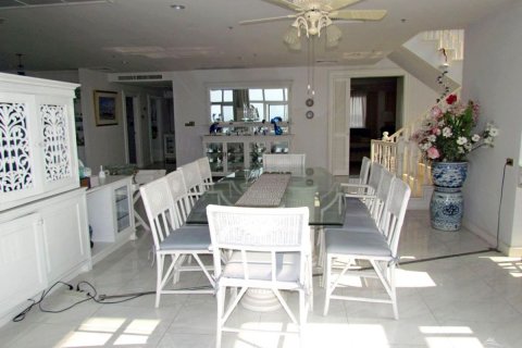 Eigentumswohnung in Pattaya, Thailand, 4 Schlafzimmer № 20072 - Foto 6