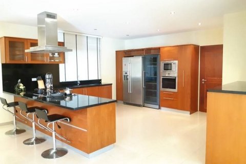 Haus in Pattaya, Thailand 5 Schlafzimmer № 22133 - Foto 6
