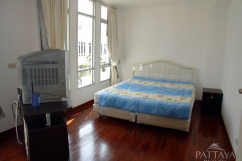 Haus in Pattaya, Thailand 3 Schlafzimmer № 23211 - Foto 6