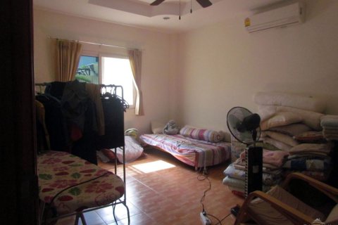 Haus in Pattaya, Thailand 4 Schlafzimmer № 19897 - Foto 8