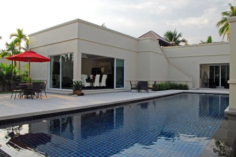Haus in Pattaya, Thailand 3 Schlafzimmer № 23243 - Foto 3