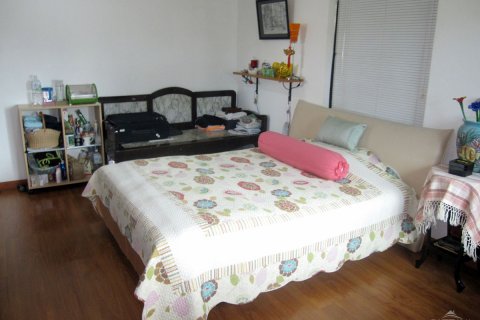 Haus in Pattaya, Thailand 3 Schlafzimmer № 23181 - Foto 24
