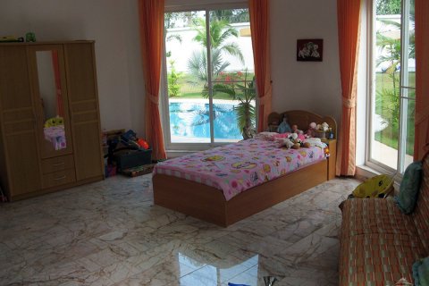 Haus in Pattaya, Thailand 5 Schlafzimmer № 23095 - Foto 4