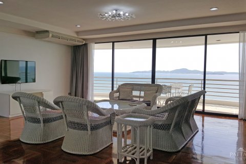 Eigentumswohnung in Pattaya, Thailand, 4 Schlafzimmer № 20583 - Foto 9