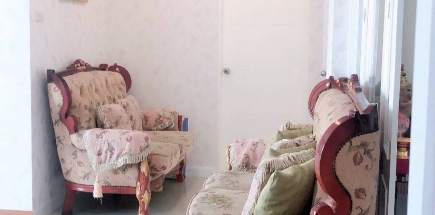 Haus in Pattaya, Thailand 4 Schlafzimmer № 22252